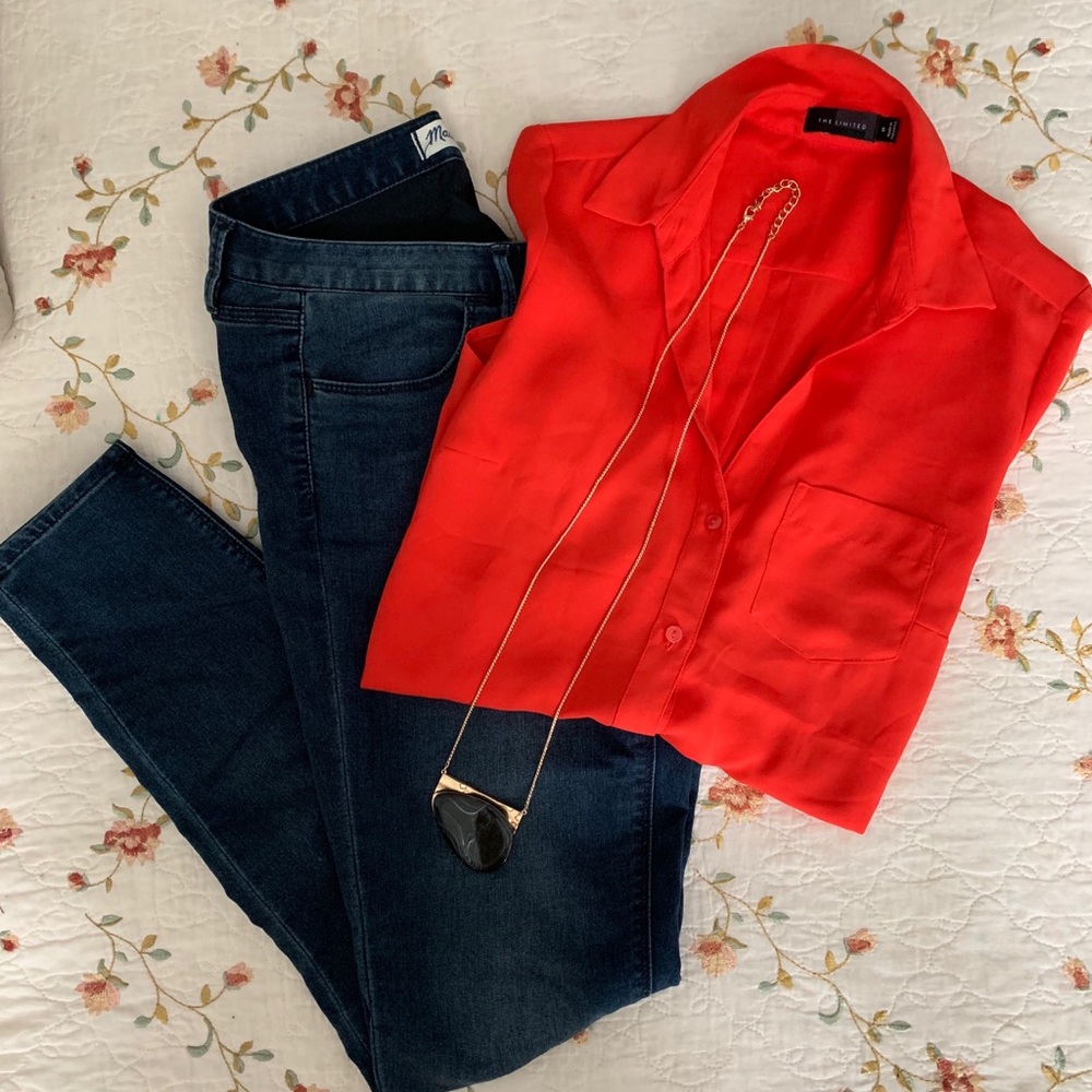The Limited Red Blouse size Small
